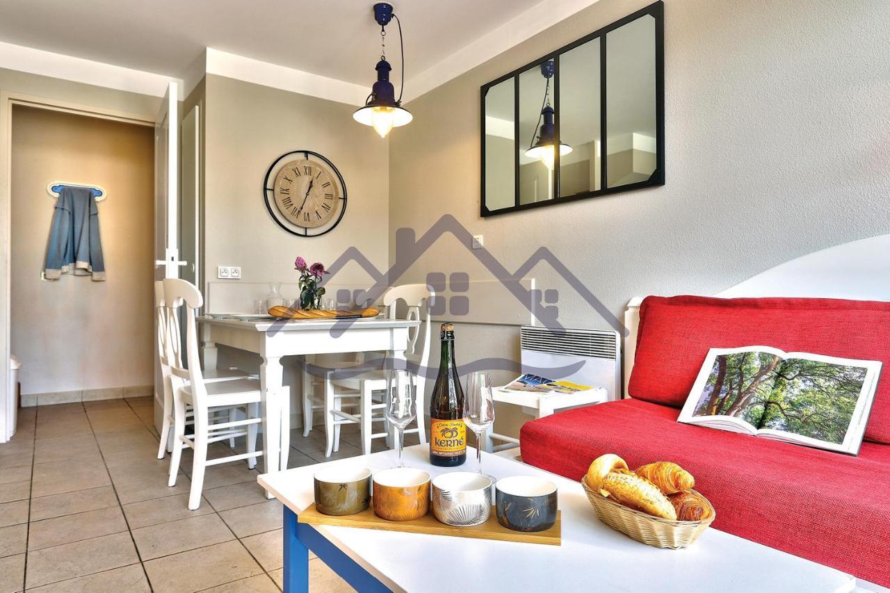 LocaLise - Maison G5 au Guilvinec - A 50m de la mer avec jardin et piscine - Tout à pied, plages, port, centre, commerces, marché - Wifi inclus - Animaux bienvenus - Linge de lit inclus Esterno foto