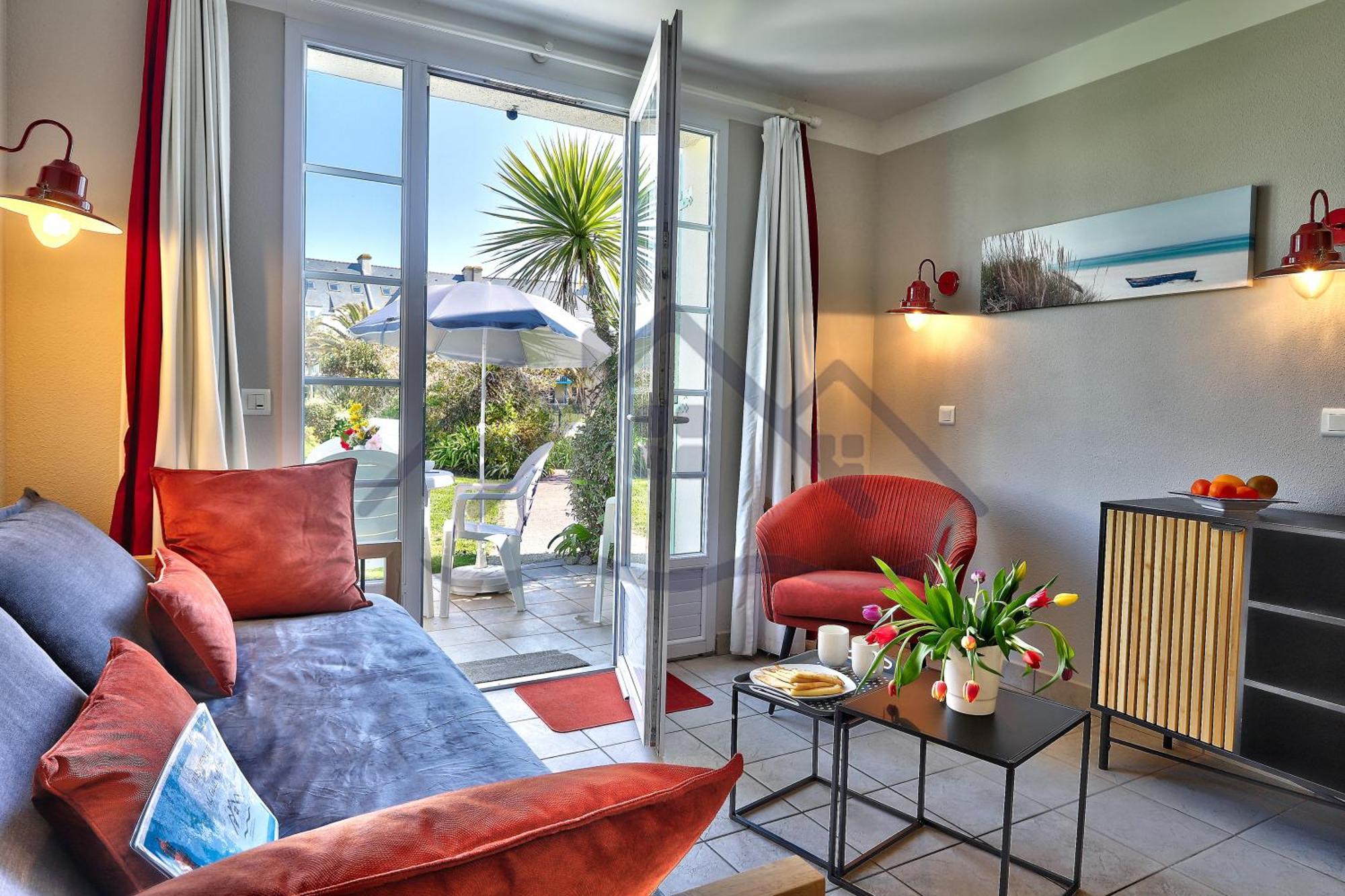 LocaLise - Maison G5 au Guilvinec - A 50m de la mer avec jardin et piscine - Tout à pied, plages, port, centre, commerces, marché - Wifi inclus - Animaux bienvenus - Linge de lit inclus Esterno foto