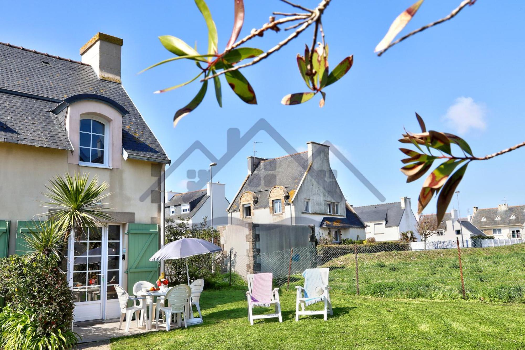 LocaLise - Maison G5 au Guilvinec - A 50m de la mer avec jardin et piscine - Tout à pied, plages, port, centre, commerces, marché - Wifi inclus - Animaux bienvenus - Linge de lit inclus Esterno foto