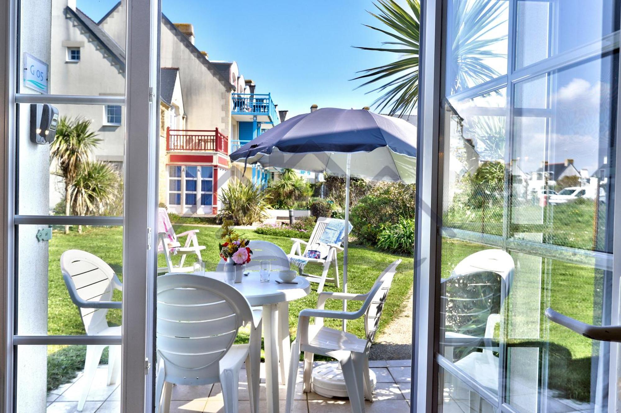 LocaLise - Maison G5 au Guilvinec - A 50m de la mer avec jardin et piscine - Tout à pied, plages, port, centre, commerces, marché - Wifi inclus - Animaux bienvenus - Linge de lit inclus Esterno foto